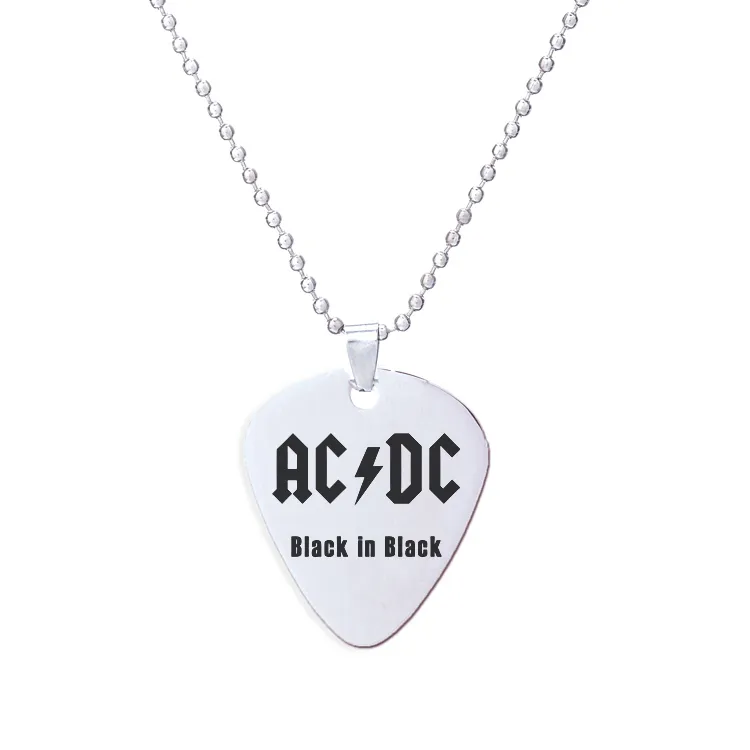 Banda de rock Charme Pingente Pingente Chain Chain Long Chain Laser Printing Gift Guitar Picks de 1,8 mm de aço inoxidável Jóias de aço 3621708