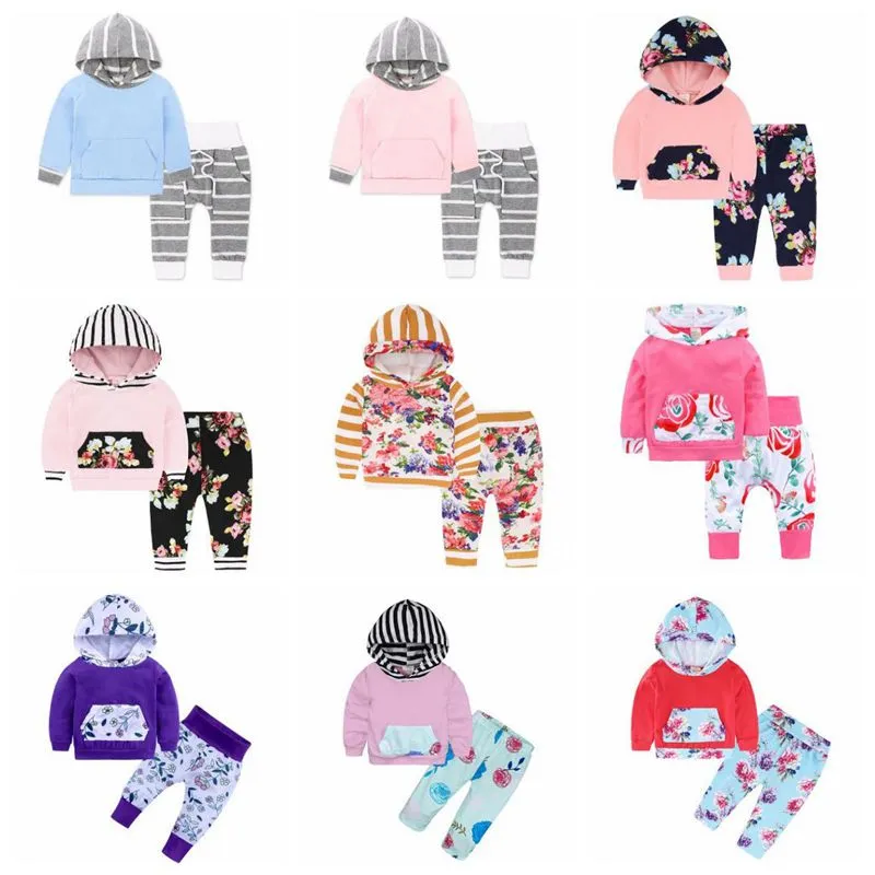 Abiti firmati per bambini Ragazze Fiori floreali Set di abbigliamento Ragazzi Camo Felpa con cappuccio a righe Pantaloni Tute Manica lunga INS Cappotto Pantalone Abiti B6776