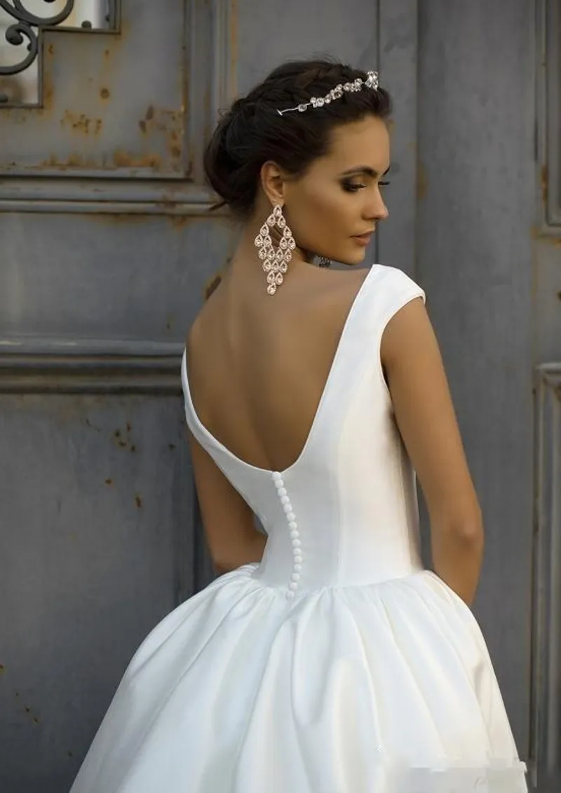 Vintage Boat Neck Satin Short Sleeve Wedding Dress With
