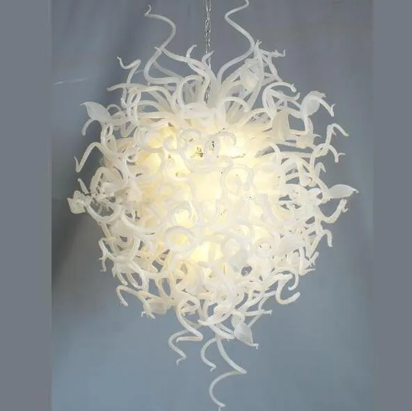 Top Sprzedaż Włoskie Lampy Styl White Chandeliers Ręcznie Dmuchane Murano Szklanka Najnowsze Kryte Światła Projekt Żyrandol