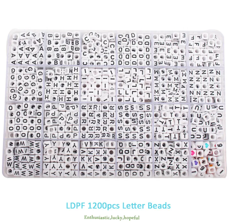 1210pcs / Box Square English Letter Pärlor DIY Alfabet Letters Set 6mm Armband Halsband Smycken Tillbehör Göra Vän Charms