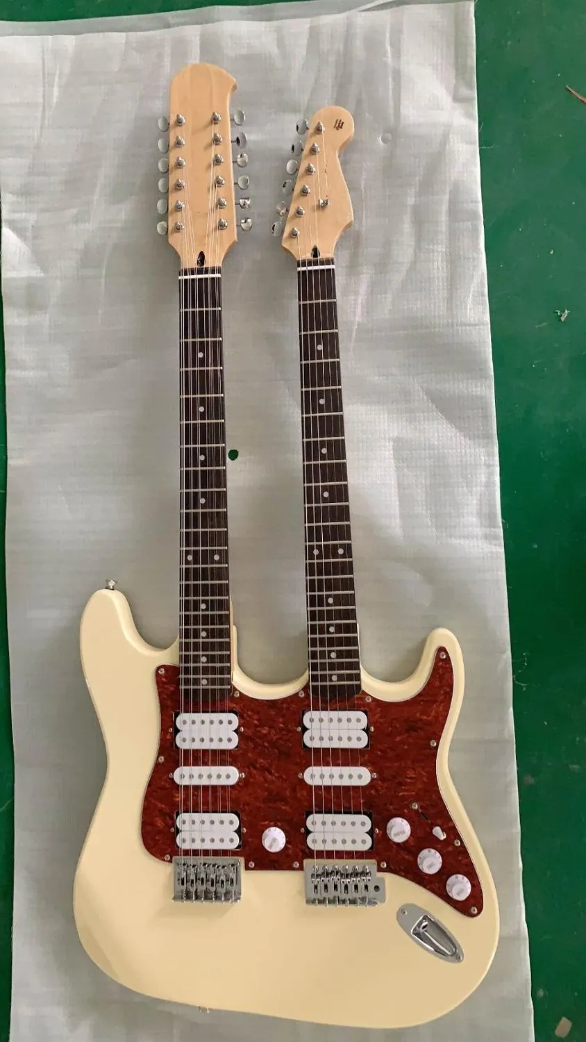 カスタム卸売ダブルネッククリーム6-String + 12-Stringカスタマイズ付きのエレクトリックギター