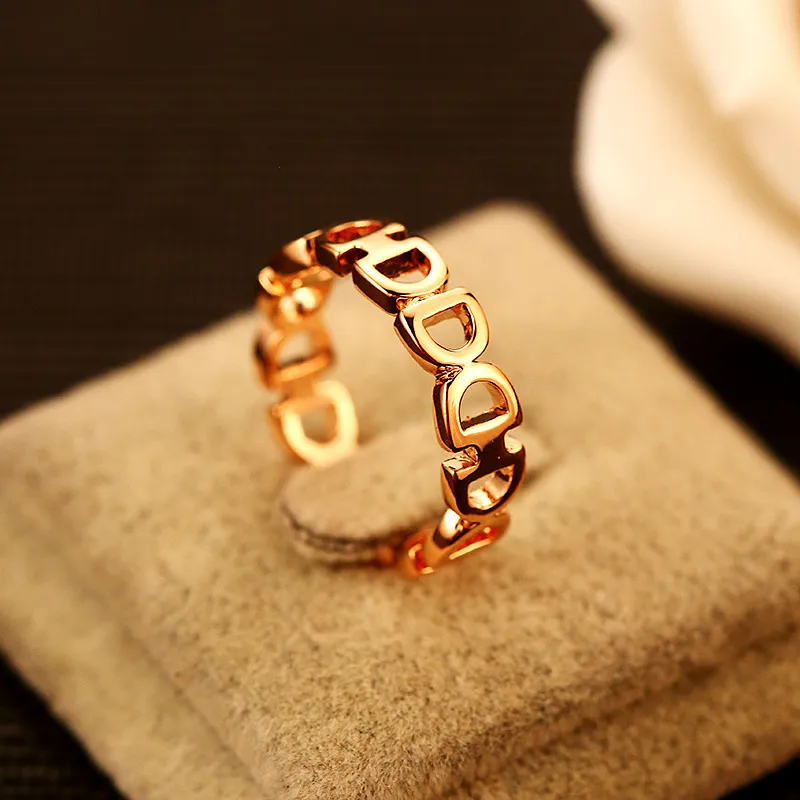 Fashion Brand Plated 18k Gold Letter D Ring Luxury Rose Gold High-end Ring Europe and America Hot Popular Charms Rings Wedding Party Ring High-end Jewelry Gift spc