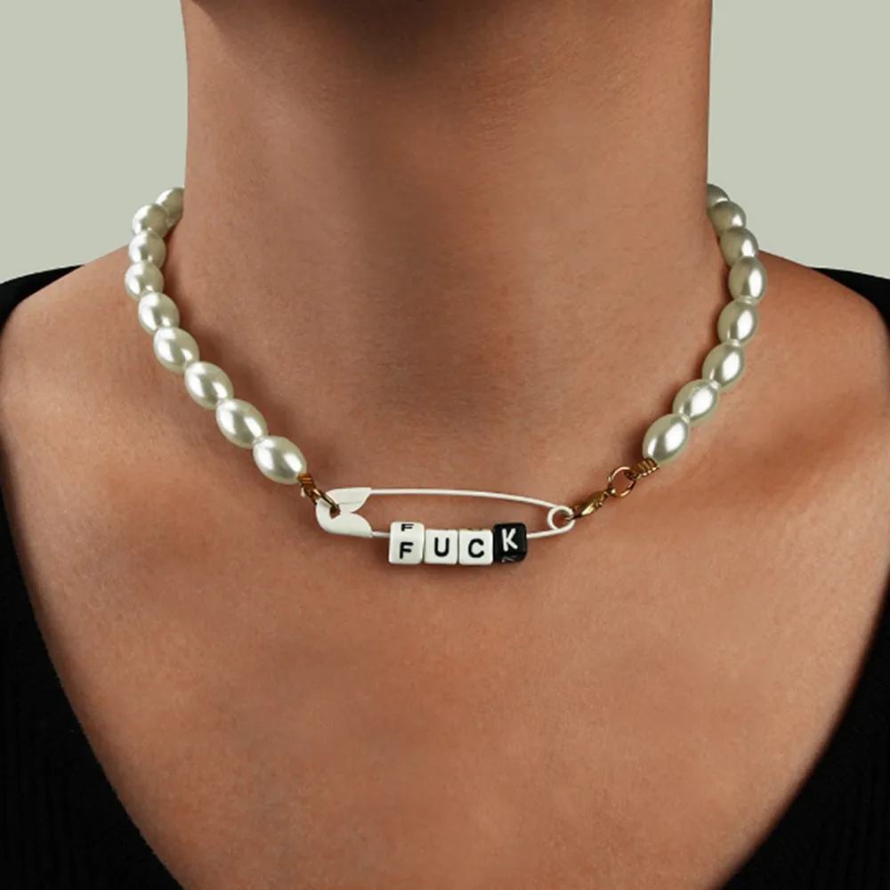 2020 trendig vintage vit pärla choker halsband mode smycken papper klipp bokstäver pärlhalsband för kvinnor