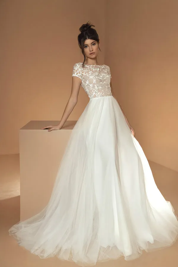 jewel lace and tulle illusion neck wedding dress A-Line Wedding Dress with Jewel Neck and Lace Applique, Tulle Fabric, Short  Sleeves, Zipper Back, Sweep Train, Bohemian Style from Dhgate A-Line Wedding  Dresses