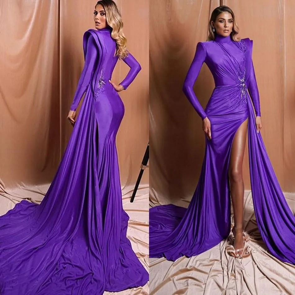 2020 Violet robes de bal Col haut à manches longues robes de soirée sexy Volants fendus Tenues de soirée