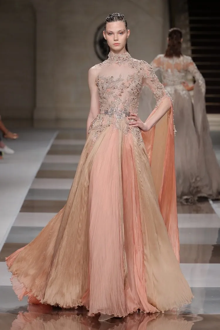 Abiti da sera a maniche lunghe Ziad Nakad Collo alto Abiti da ballo con perline pieghettate Abito formale con applicazioni in chiffon con scollo a barchetta