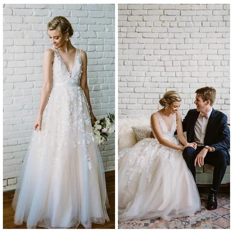 Robe de mariée élégante à col plongeant en V, motif Floral 3D, longueur au sol, ruban en Tulle, dos nu, robe de mariée de campagne, 2020