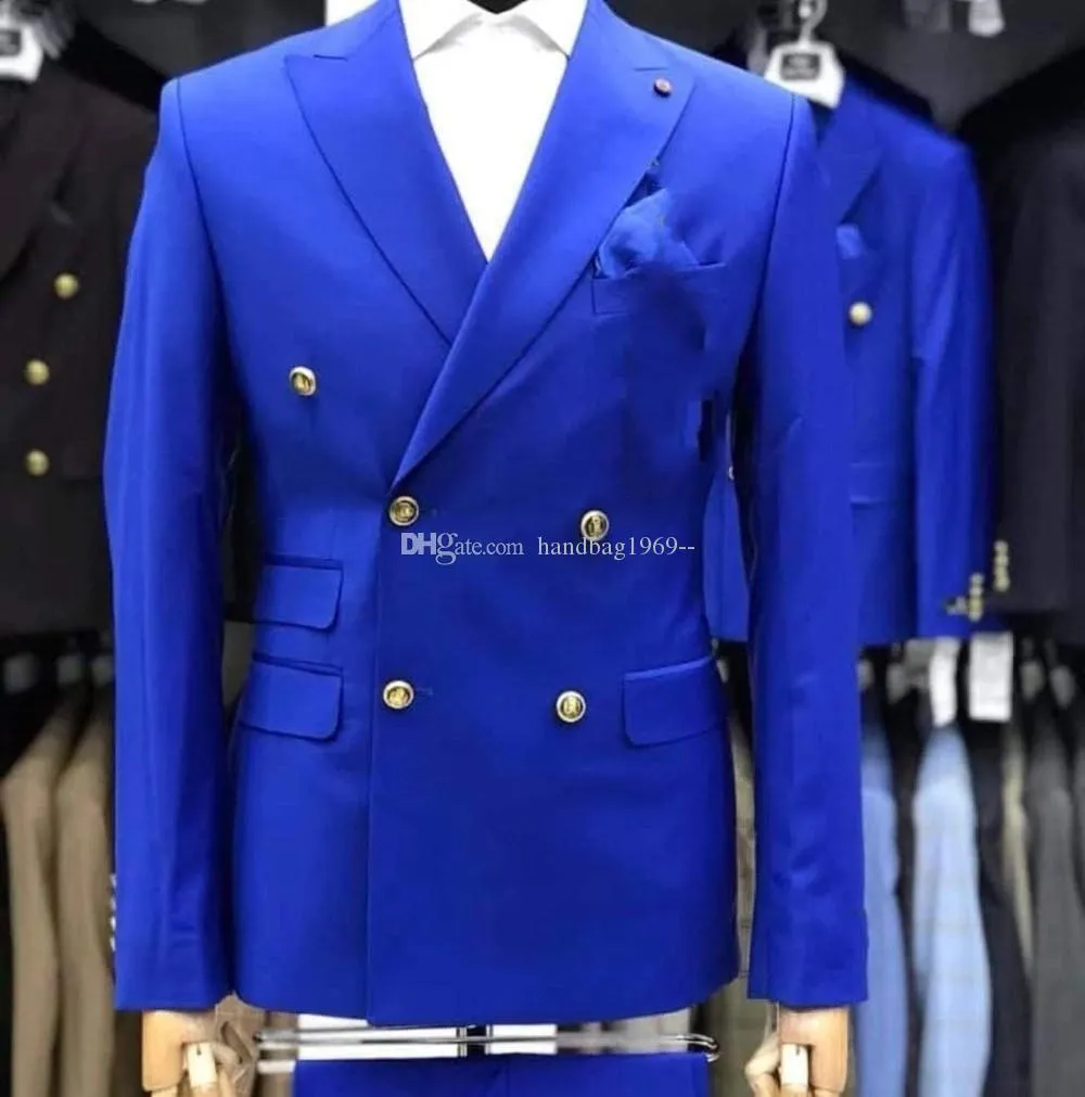 Alta qualidade Double-breasted Royal Blue Groom Tuxedos Peak Lapel Groomsmen Mens Ternos Casamento / Prom / Jantar Blazer (Jacket + Calças + Gravata) K338