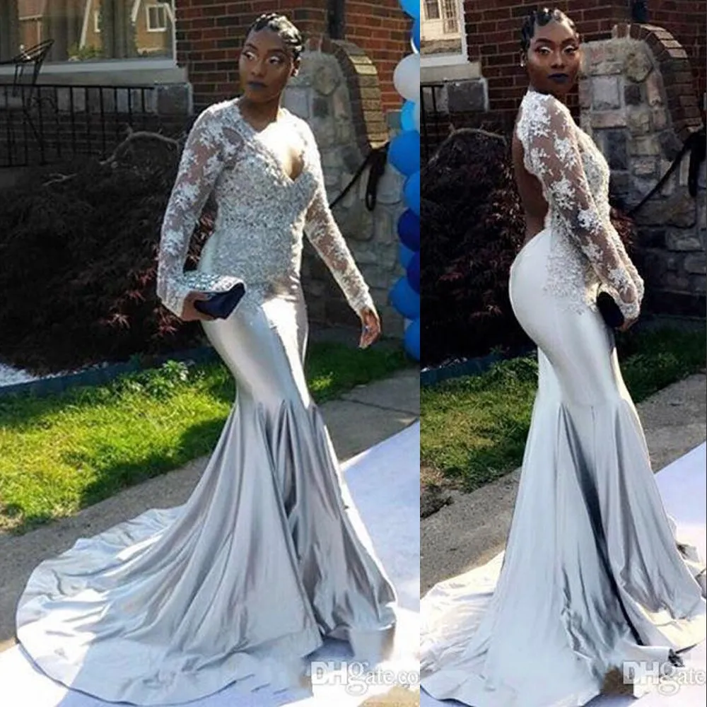 Nieuwe Sier Gray Cheap Mermaid Prom Dresses Deep V Neck Satin Lace Appliques Lange mouwen Backless Sweep Train Black Girl avondjurken Dragen