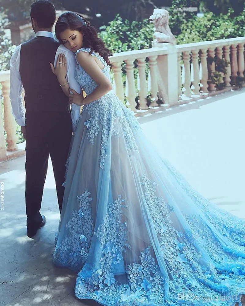 Sky Blue Tulle Baljurk Kant Bead 2019 Mooie Prom Gowns Pageant Jurk Plus Size 3D Floral Applicaties Arabische vrouwen Formele avondjurken