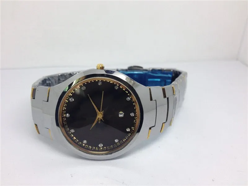 Nouvelle mode homme montre mouvement à quartz montre de luxe pour homme montre-bracelet en acier au tungstène montres rd21256B