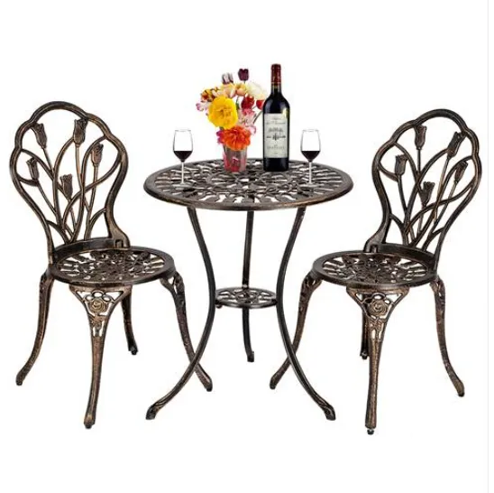 Gratis frakt Grossists Hot Sales European Style Aluminium Outdoor 3 Piece Tulip Bistro Set med bord och stolar