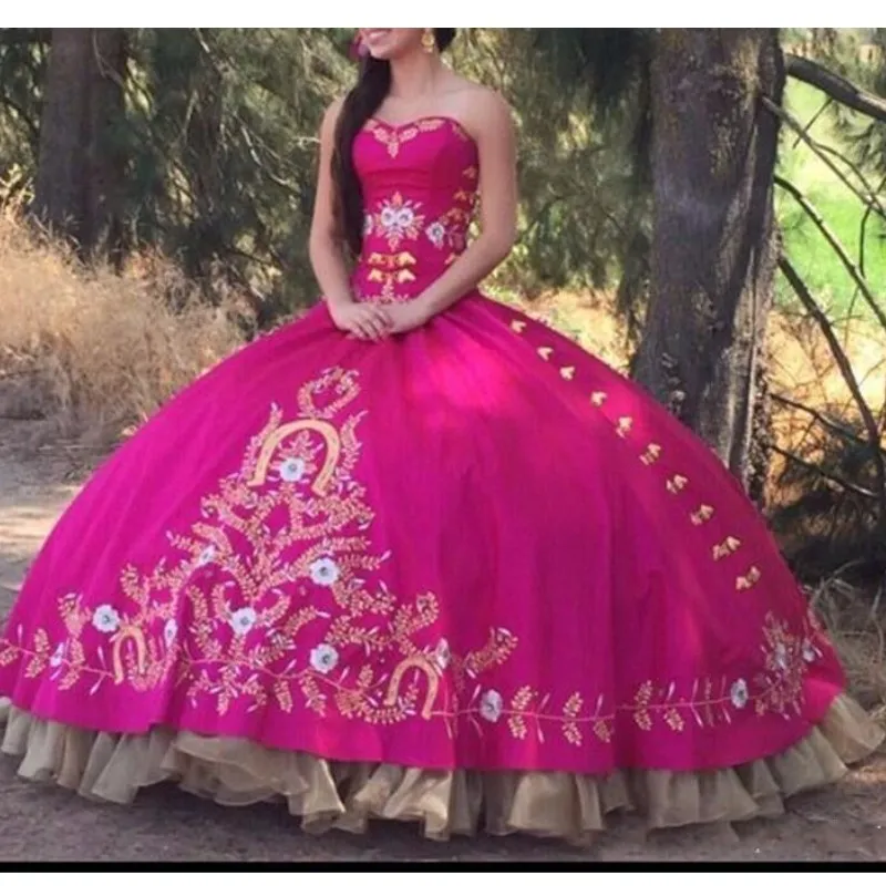 New Arrival Sweet 16 Fuchsia Quinceanera Dresses Sweetheart Embroidery Plus Size Vestidos De 15 Anos Prom Dress Evening Gowns Custom Made