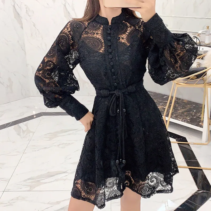 Mode Runway Dress Women Summer Lace Broderi Hollow Out White Dresses Elegant Långärmad Lace-up Slim Party Dress