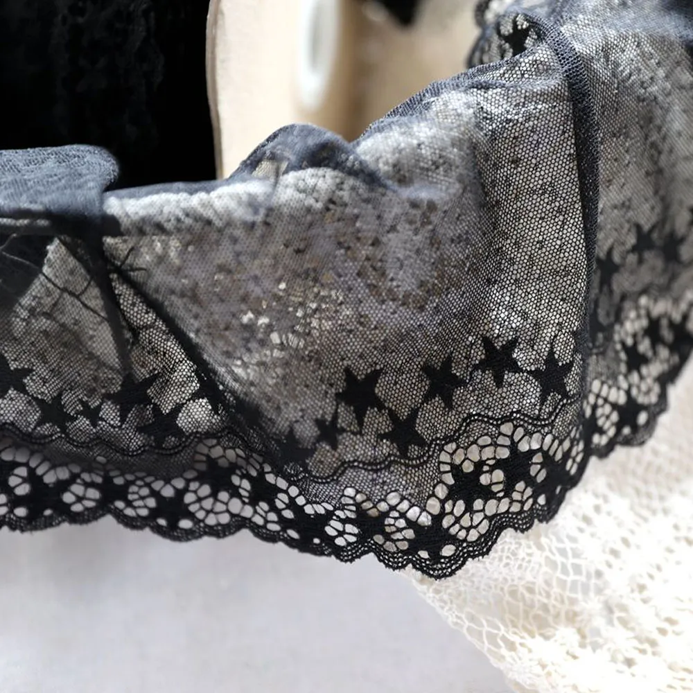 Star outlet lace trim