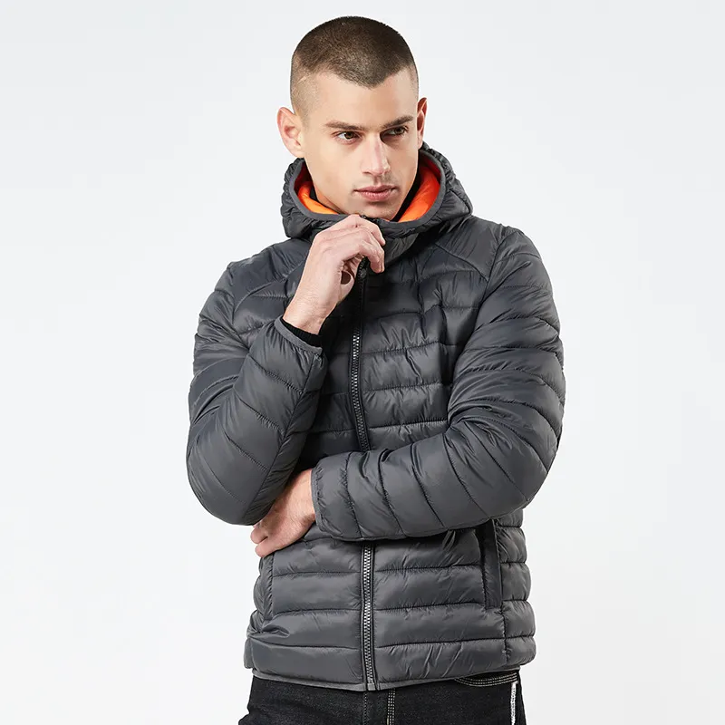 Manteau en duvet pour hommes automne hiver nouvelles vestes à capuche décontractées vêtements d'extérieur pour hommes coupe-vent Simple léger chaud Parkas manteaux vêtements d'extérieur