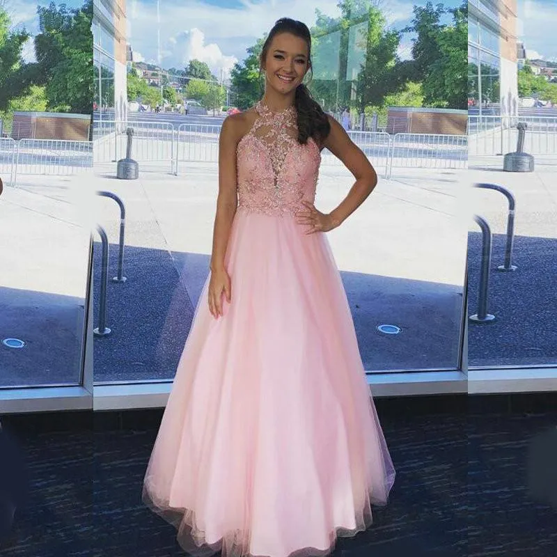 Uroczy Kalter Zroszony Tulle Prom Dresses Różowy Bez Rękawów Długość Piętro Koronkowe Aplikacje Formalne Suknie Wieczorowe Specjalne okazje Dress