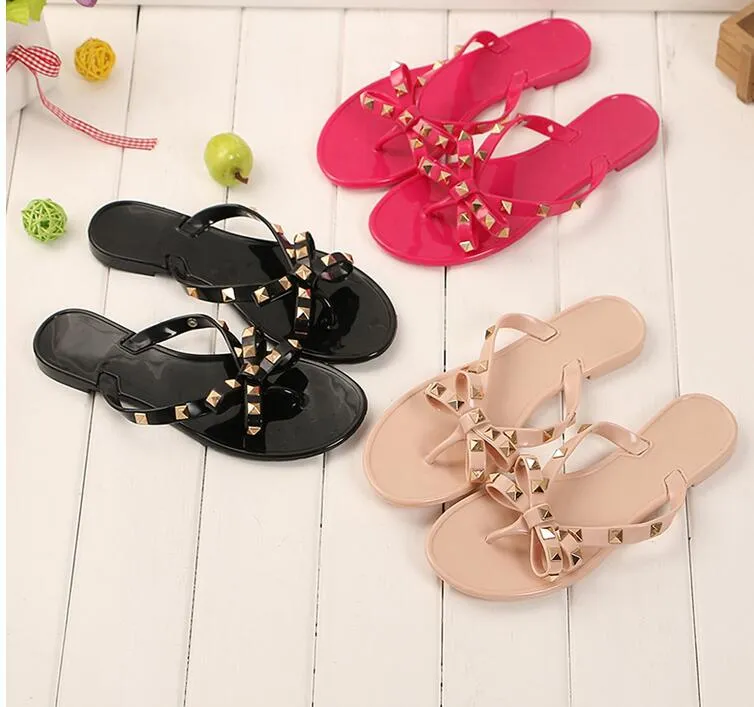 Hot Sale-New Summer Women Flip Flops Slippers Flat Sandals Bow Rivet Fashion Pvc Crystal Beach Shoes DH52