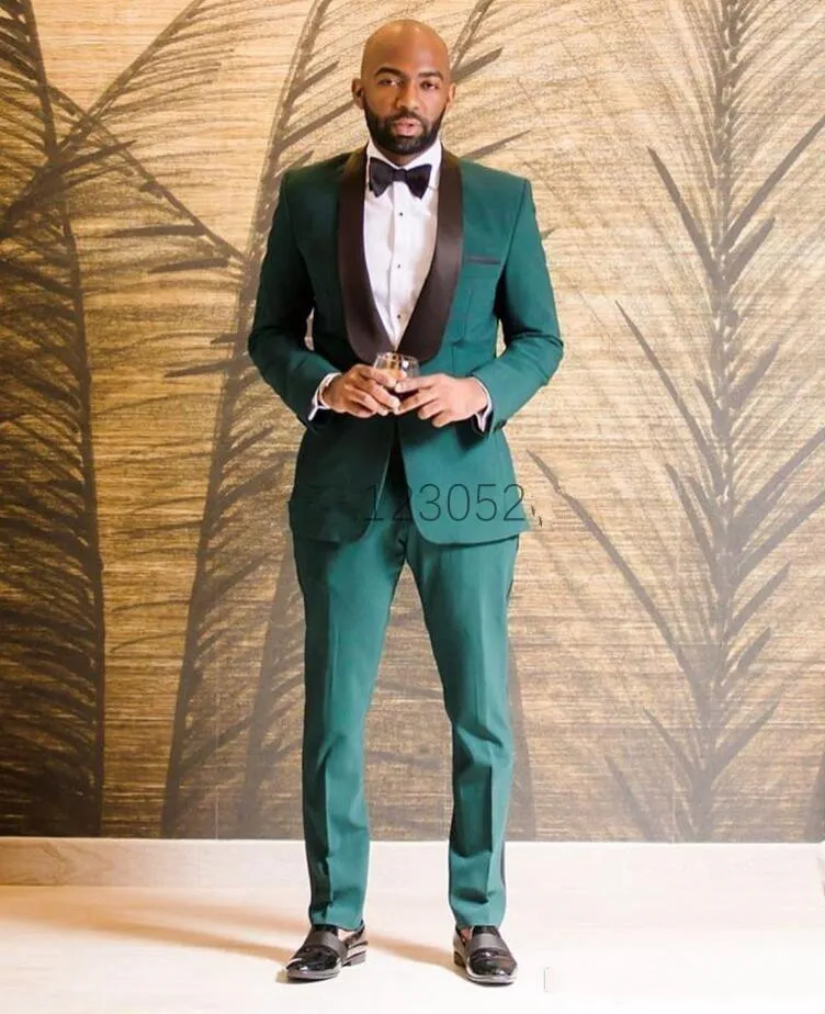 Abiti da sposa verde cacciatore per uomo Scialle con risvolto Abiti da ballo con un bottone Abiti da uomo regolari Abiti da sposo Groomsmen Prom Party Smoking 2 pezzi Cappotto + Pantalone