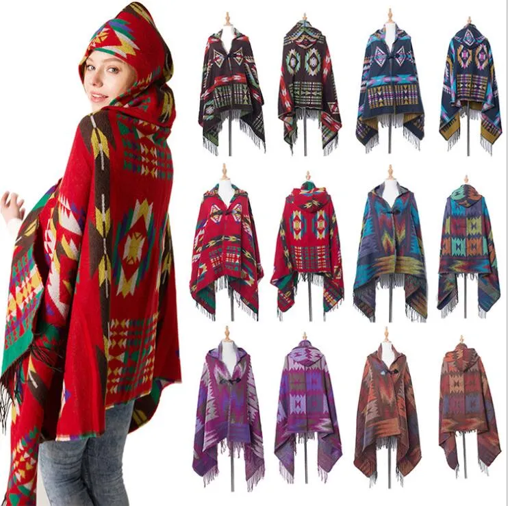 Corne Boucle Poncho Mode Style Ethnique À Capuche Cape Hiver Chaud Bohème Châle En Plein Air Gland Couverture Cape De Luxe Designer Écharpe LT1302