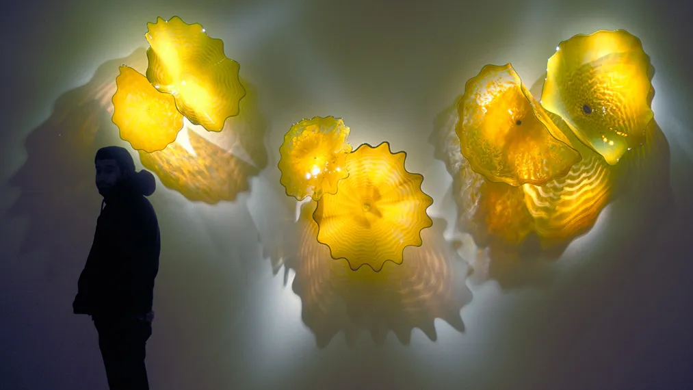 Lâmpada de placa de parede lâmpada de parede muito bem amarela feita personalizada placas de vidro para o hotel decorativo