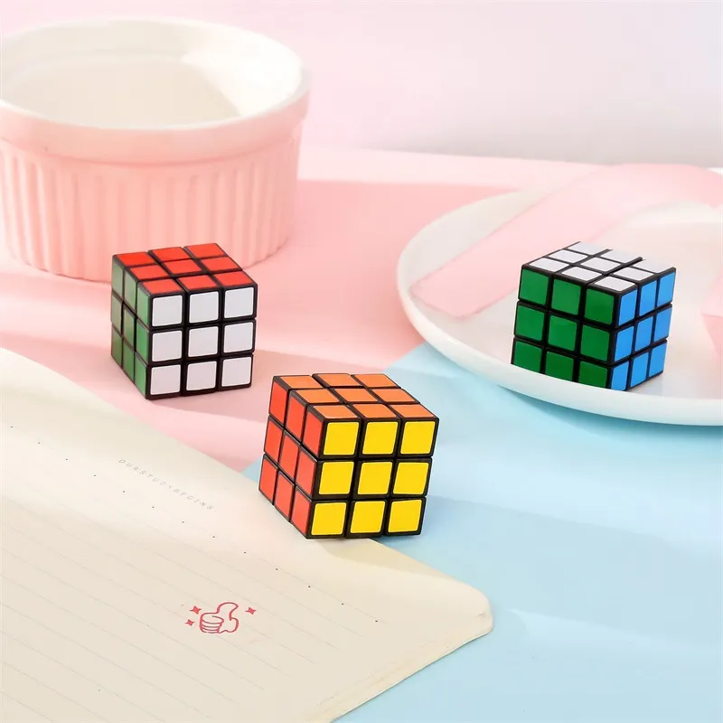 Puzzle cube Small size 3cm Mini Magic Cube Game Learning Educational Game Magic Cube Good Gift Toy Decompression toys