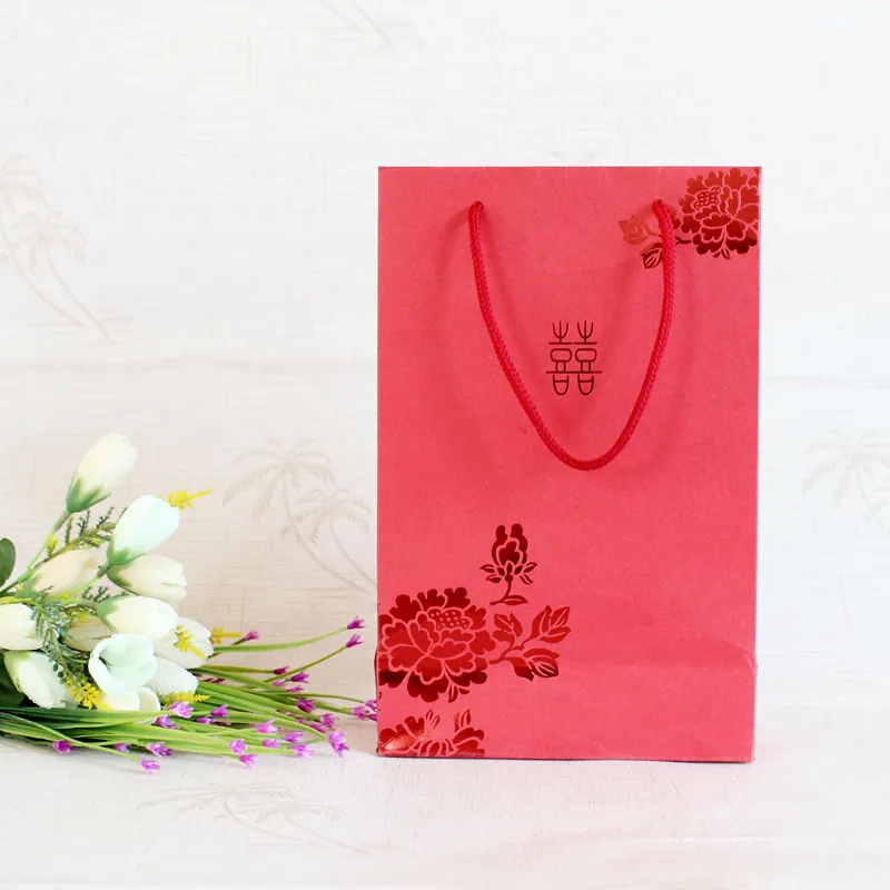 Çin Tarzı Kırmızı Çift Mutluluk Kağıt Hediye Çantaları Kolu Ile Düğün Parti Iyilik Paketleme Çanta Şekeri