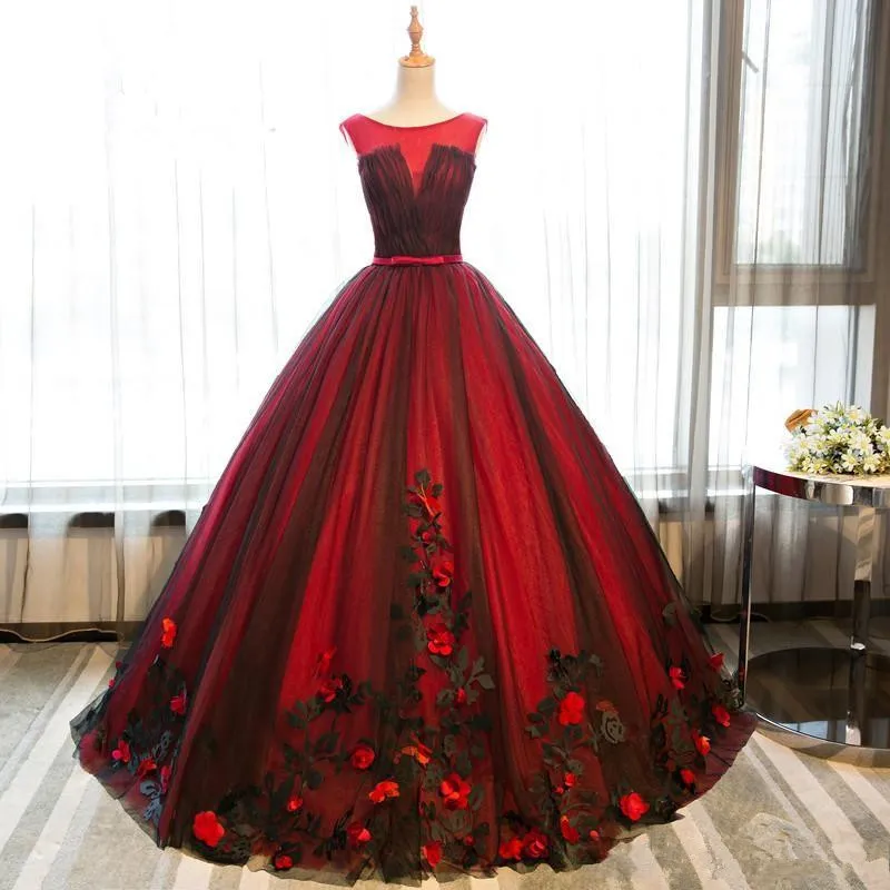 Abito da ballo nero e rosso Abiti Quinceanera Tulle Sweet 16 Abiti da sera con fiori 3D con lacci Abiti occasioni speciali258R