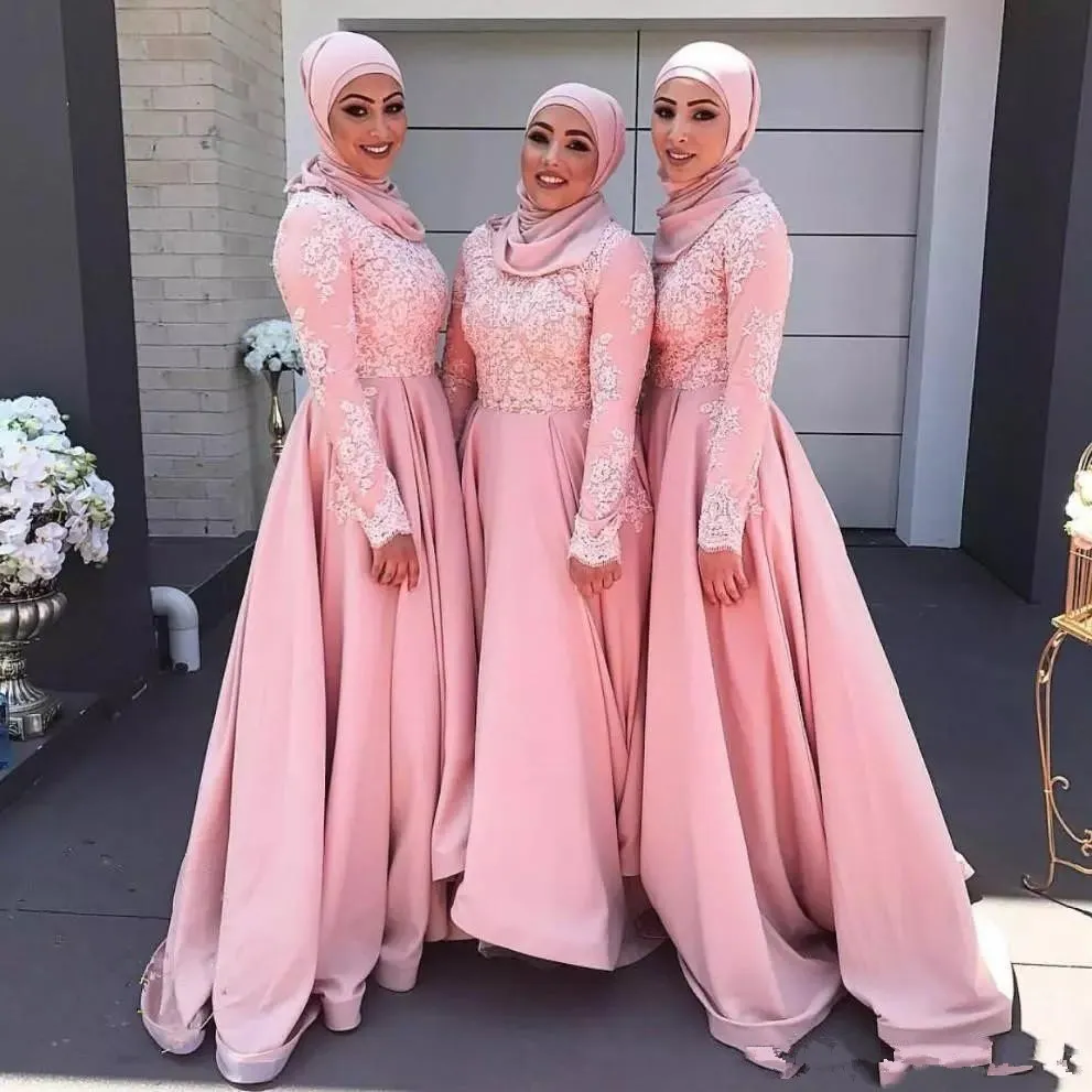 Saudi Arabia Pink Bridesmaid Dresses Plus Size Satin Lace Appliqued Muslim Prom Evening Gowns Long Sleeves Wedding Guest Maid Of Honor Dress