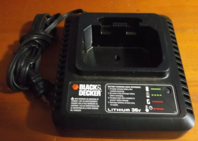 Äkta BlackDecker CHARGE BASE SOCKET HOLDER 36V 40V LCS36 1.35A 100-240V Lithium Charger-Begagnad Arbetstestad Pass