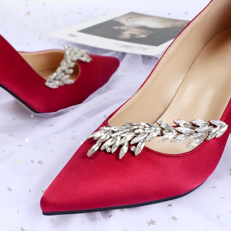 Hot Sale Crystals Stiletto Heel Silk Wedding Shoes For Bride Designer Women Heels Poined Toe Rhinestones Lady Pump