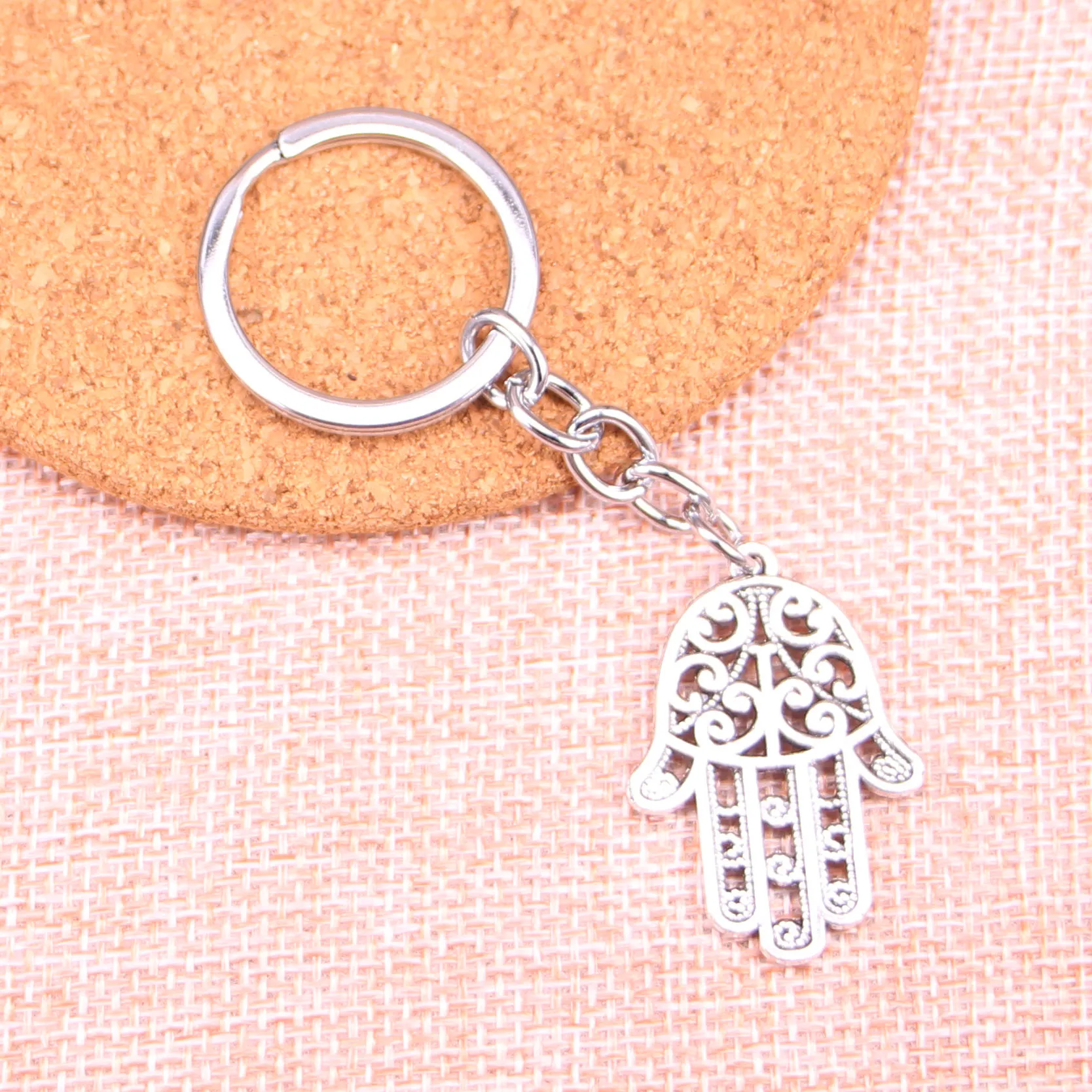 سلسلة مفاتيح جديدة 24*35mm Hamsa Palm Hand Pendants DIY Men Car Key Chain Ring Ring Ring Mealing Geyring Homeir Hight