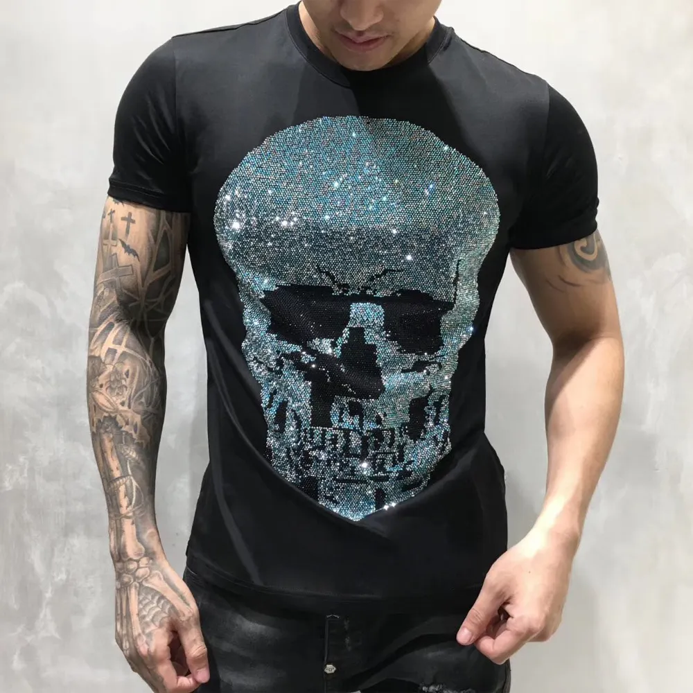 Philipp Plein PP Dise ador para hombre Camisetas Manga corta Hombres Ropa de marca Moda Rhinestone Big Skull Mujer Camiseta Hombre Camisetas de