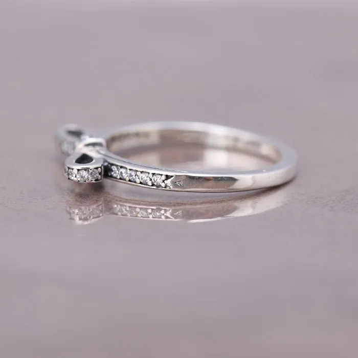 18K Rose Gold Classic Bow Amazon Ring With CZ Diamonds In
