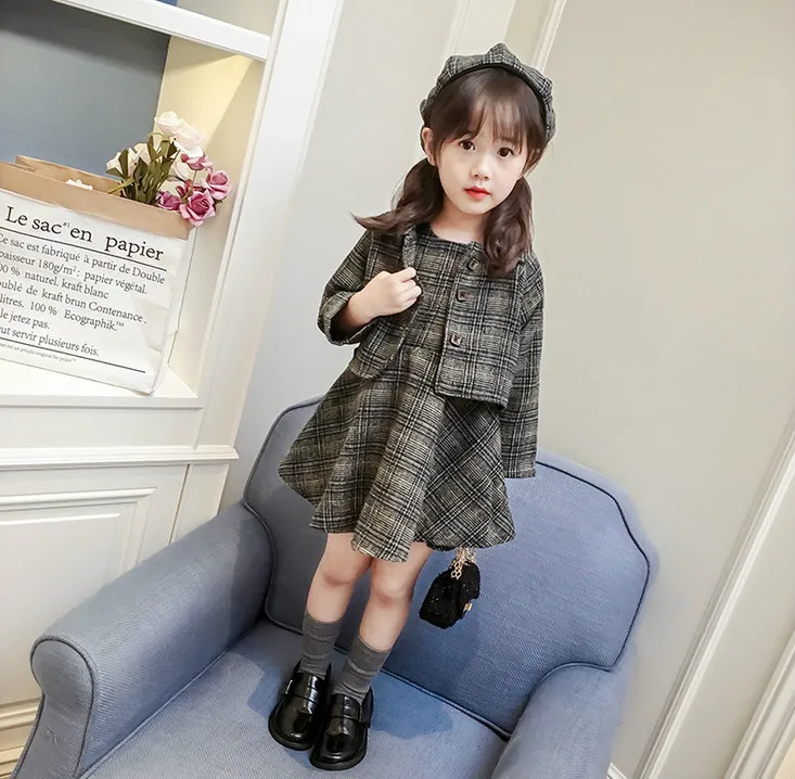 Filles automne ensembles vêtements 2018 enfants automne et hiver robe en laine manteau décontracté béret trois pièces costume filles ensembles