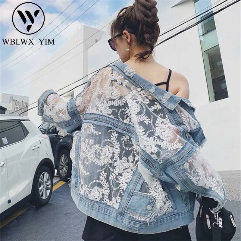 Fashion Hollow out Denim Jacket Women Embroidery Lace Splice Jeans Jacket Female Washed Jeans Coat Loose Plus Size Denim Coats