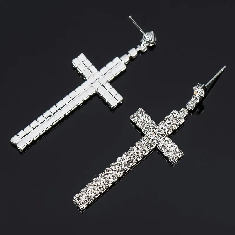 Wholesa orecchini pendenti a croce per donna designer di lusso bling diamante orecchini pendenti cristiani gioielli da sposa fidanzamento regalo