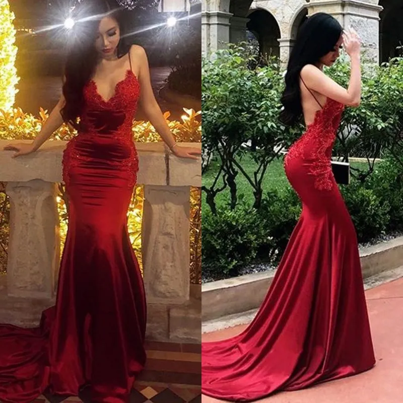 2019 Seksowna Syrenka Suknia Wieczorowa Spaghetti Pasek Backless Court Train Rusty Red Koronki i Naśladowany Jedwab Jak Sukiety Satin Prom Party Dresses