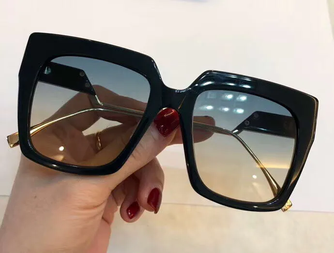 0354 / ق ساحة النظارات الشمسية الذهب أسود / رمادي المظللة نظارات شمسية للنساء Sonnenbrille gafas دي حتى نظارات مصمم الشمس الجديدة مع صندوق