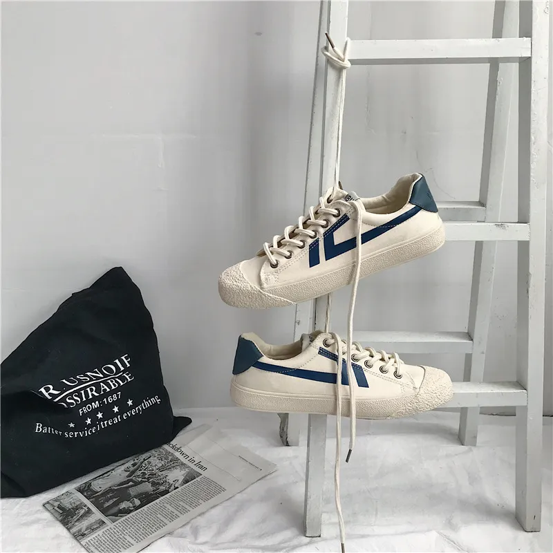 Super fire canvas shoes women's spring 2019 explosion models lunar pit Korean version of street shooting students wild women's shoes