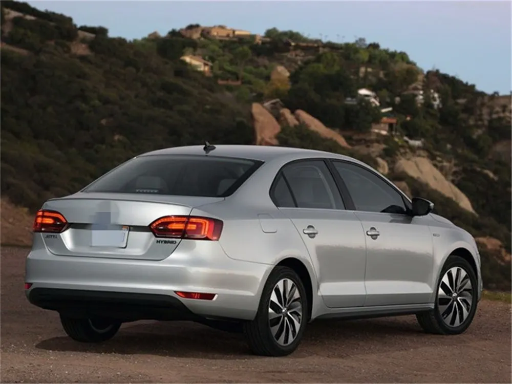 -Jetta_Hybrid_2013-1