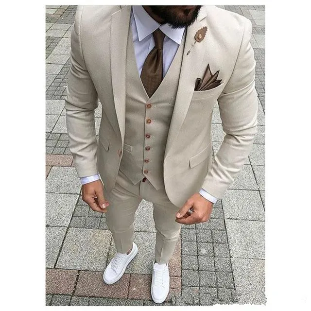 Moda Novio Esmoquin Beige Padrinos De Vent Delgado Se Adapta Al Ajuste Mejor Juego Del Hombre De La Boda / Novio Jacket + Pants + Vest + Tie De 74,12 € | DHgate