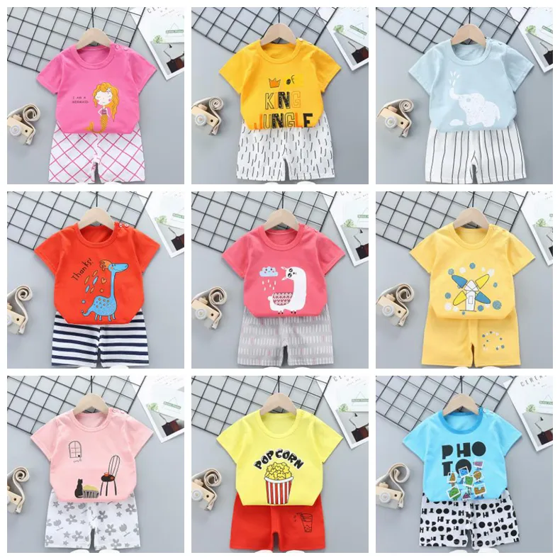 Bébé Vêtements Set Cartoon Toddler Fille Chemises Pantalons Courts 2pcs Ensembles Coton Enfants Garçon Tenues D'été Bébé Vêtements 28 Designs DW5429