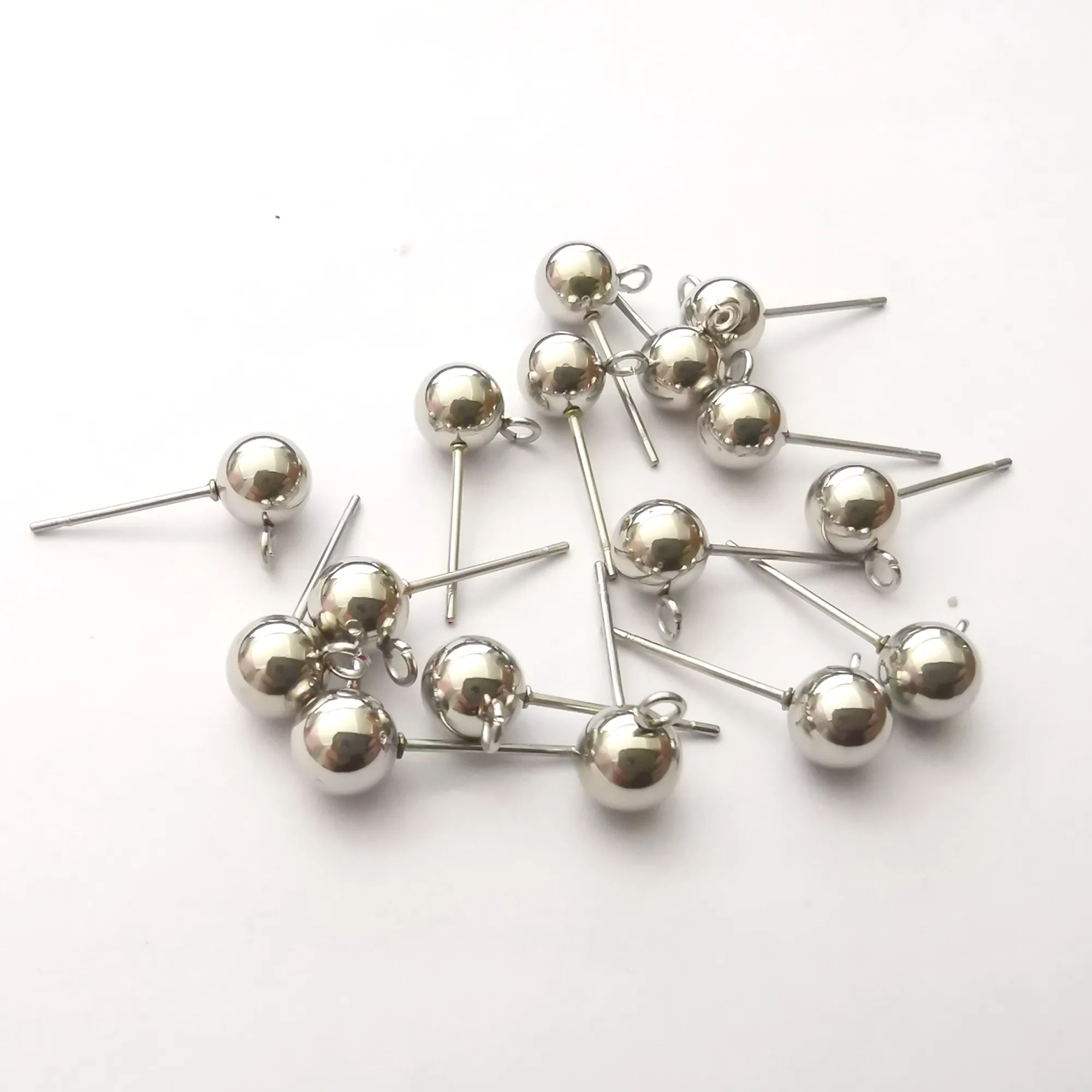 100pcs mycket i bulk silver / guld rostfritt stål örat ledningar pin ~ med pärla + spole örhänge hitta diy