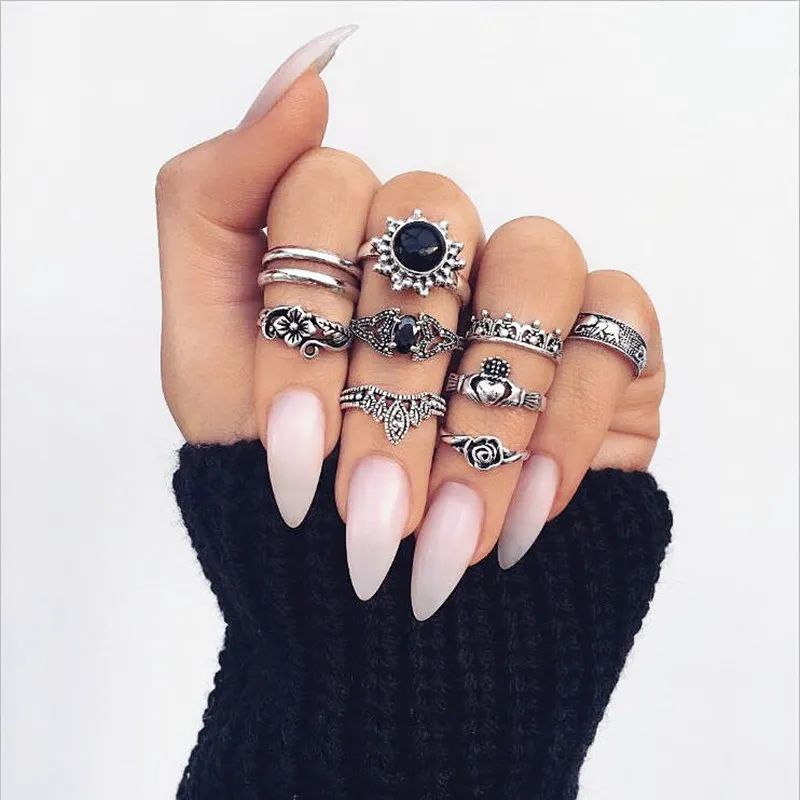 Bohemian 10 teile/satz Ring Sets Vintage Hohle Blumen Elefant Zinn Legierung Schwarz Edelstein Persönlichkeit Kreative Designer Schmuck Für Frauen Ring