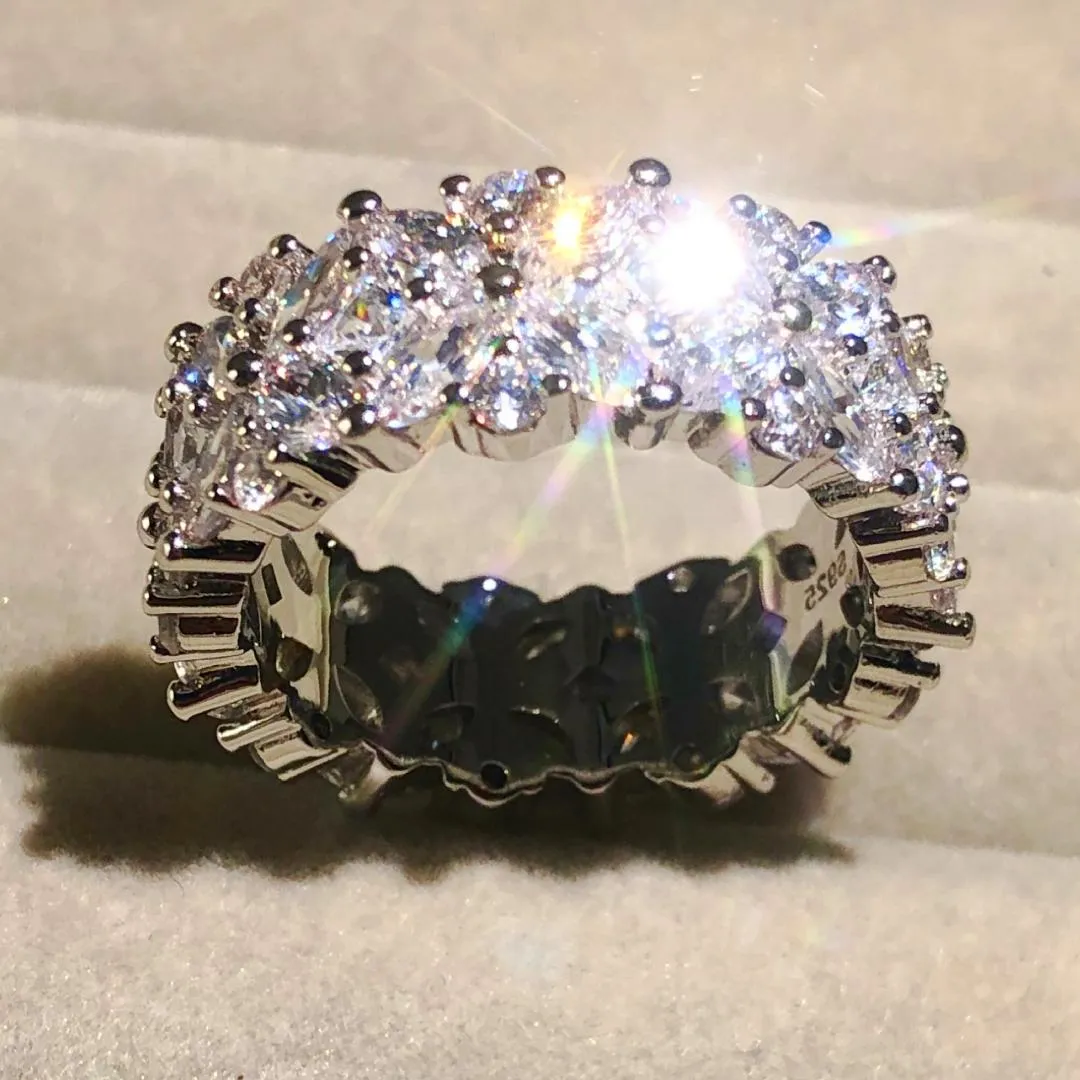 Ny 925 Sterling Silver Ringar För Kvinnor Elegant Blommform Promise Simulerad Diamond Engagement Bröllop Band Ring Smycken Gift