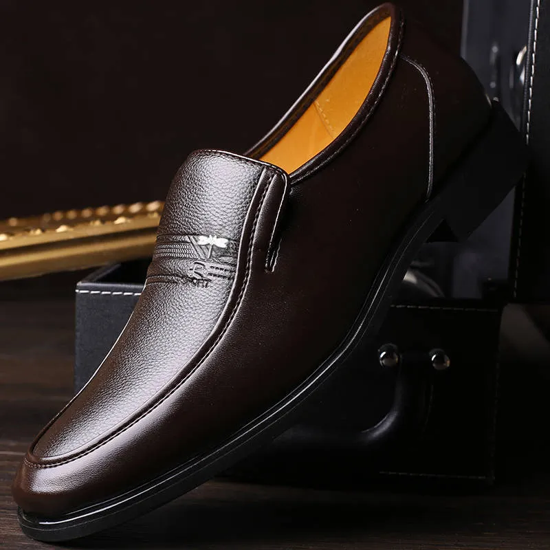 Scarpe da uomo uomo brogue uomo brevetto oxford scarpe eleganti da uomo in vera pelle scarpe da uomo per matrimonio / festa zapato de vestir