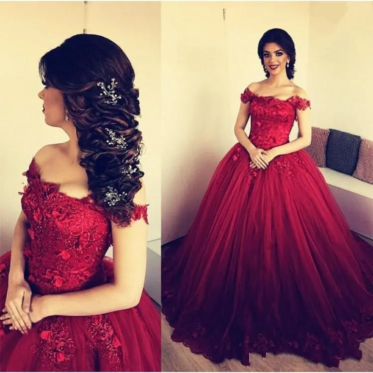 2020 Luksusowy Burgundia Suknia Balowa Quinceanera Suknie Off Ramię Koronki 3D Aplikacje Koraliki Sweet 16 Plus Size Party Pageant Prom Suknie Wieczorowe