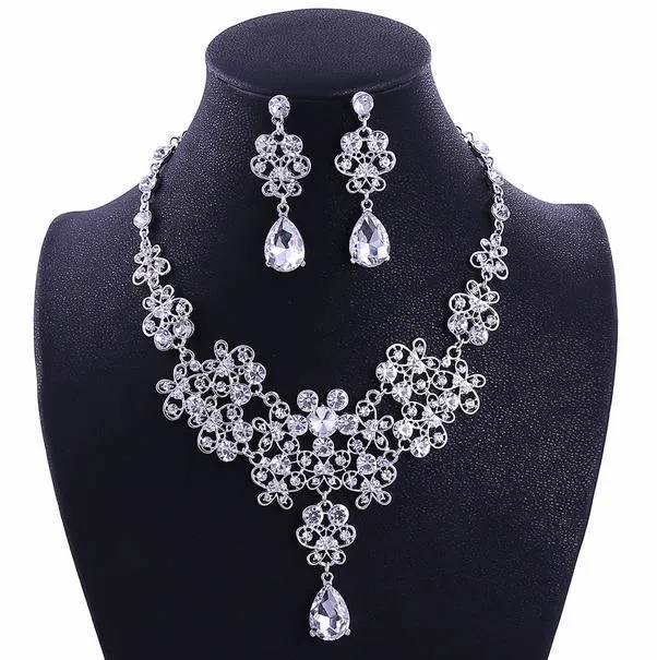 Best-selling high-end bridal accessories crown necklace earrings three-piece white rhinestone princess crown banquet headband 